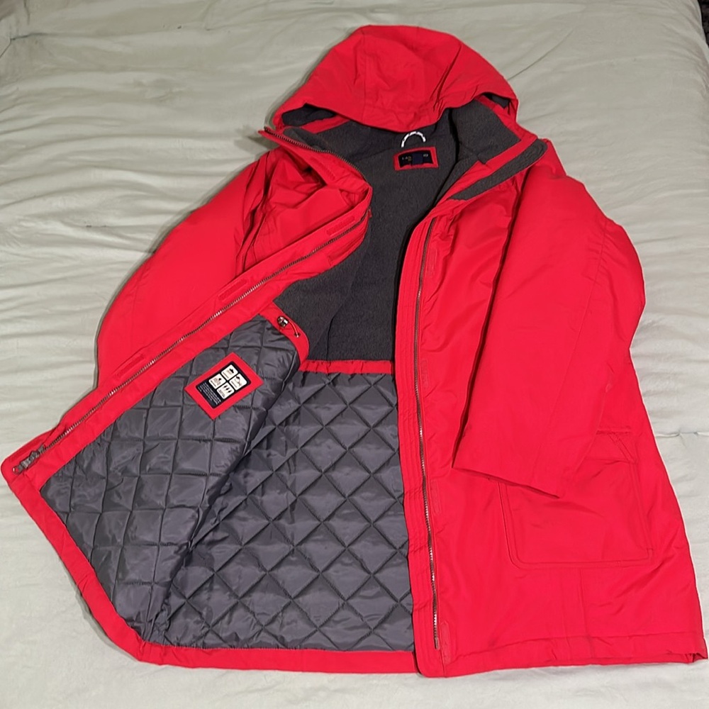 Red and grey LANDS’END winter coat. Size 1X